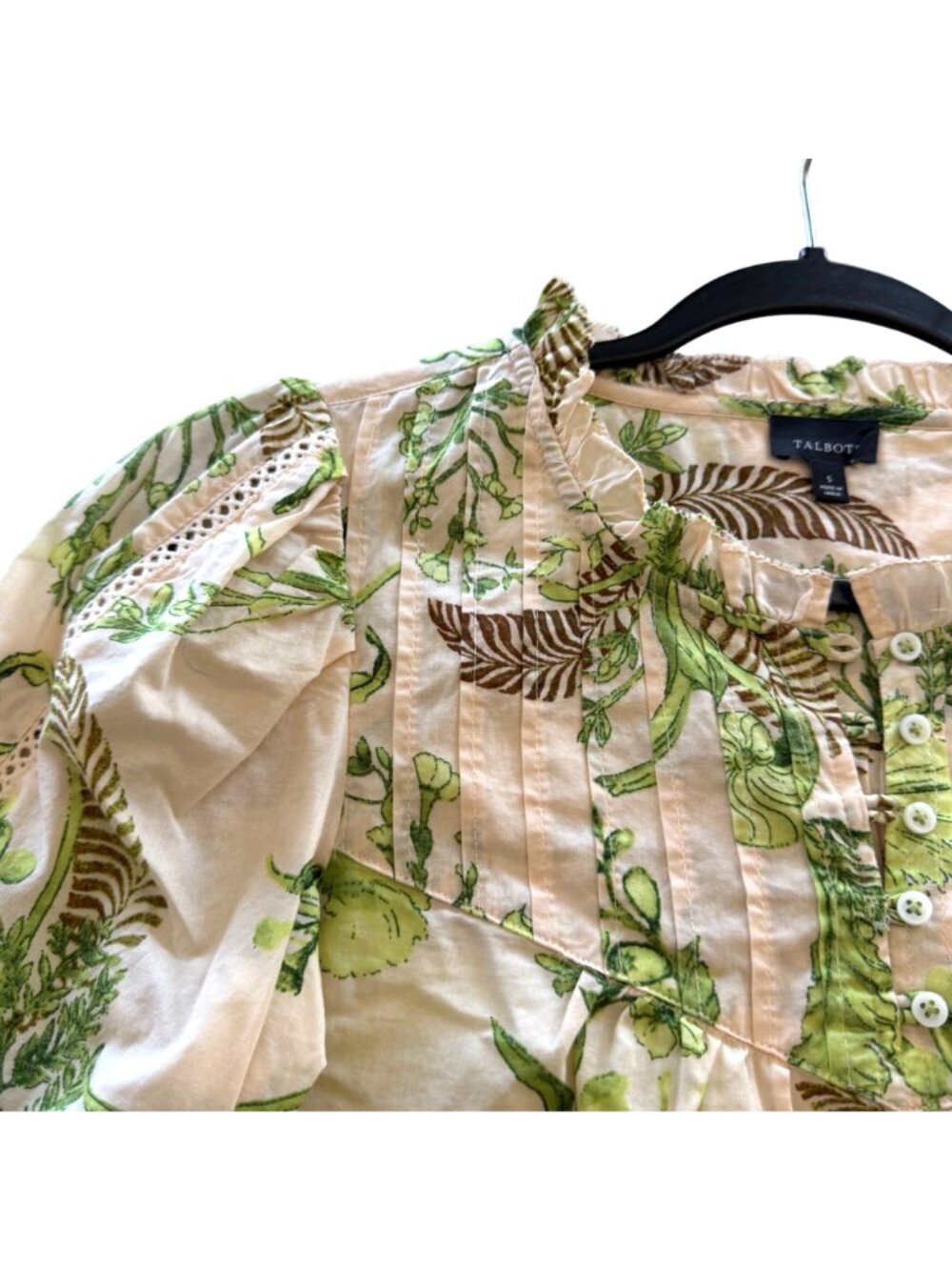 Talbots Lace Trim Pintuck Top S Woman Branching Floral Green Beige Leaves Floral - Picture 2 of 10